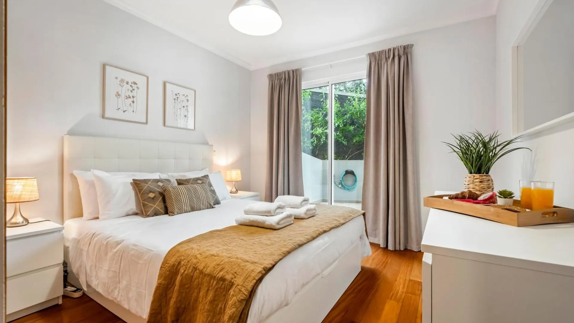 Pilar Hills Apartment Funchal, By Op location