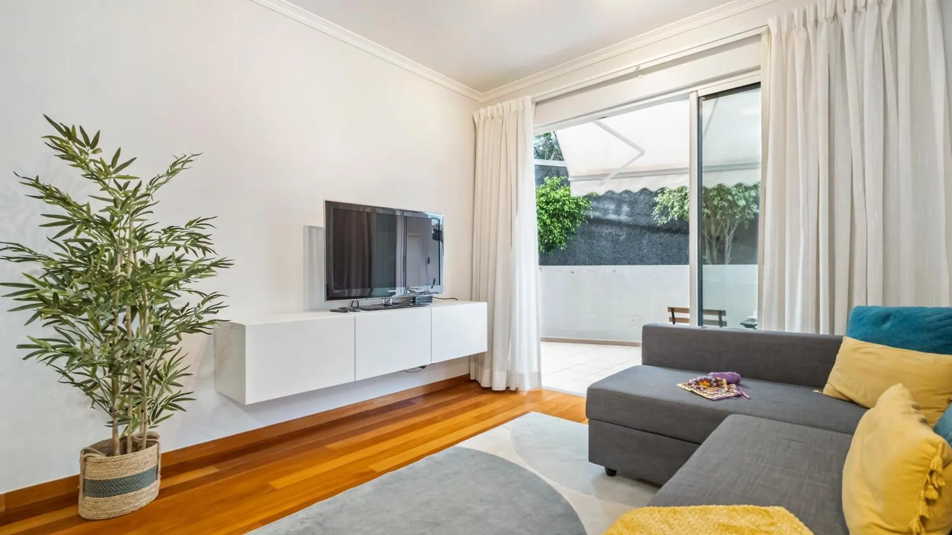 Pilar Hills Apartment Funchal, By Op  Funchal (Madeira)